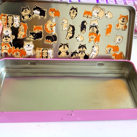 Disney Tsum Tsum Metal Pencil Case - Picture 2 of 4
